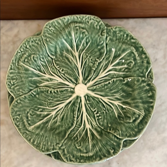 Bordallo Pinheiro-Green Leaf Ceramic Dinner Plates-Set Of Four - Picture 3 of 13